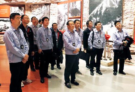 32eabd64-c1a2-4bae-9a0f-373b77bc5dc9 32eabd64-c1a2-4bae-9a0f-373b77bc5dc9