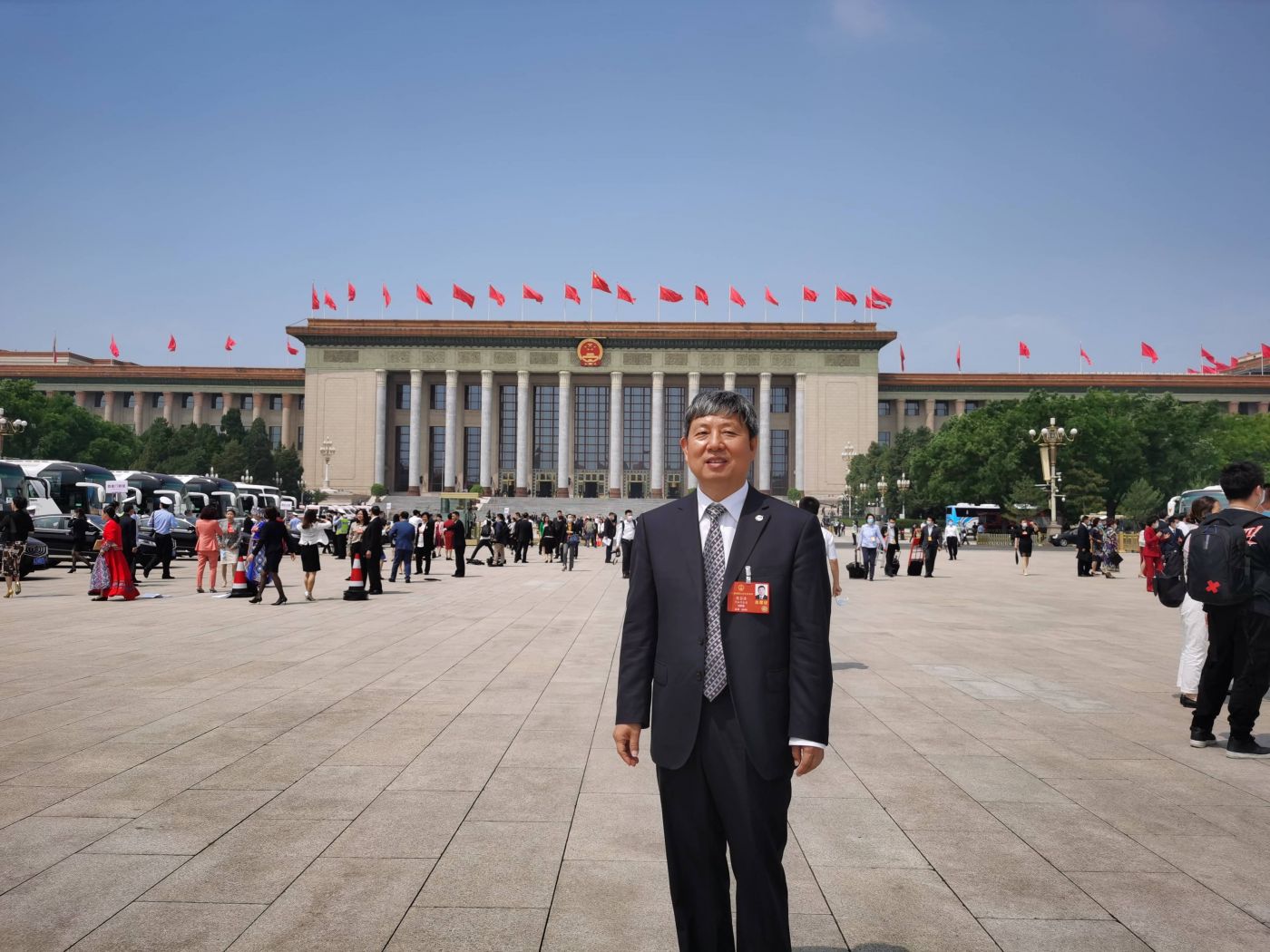 5. 全国人大代表、中国工程院院士、江南(中国)科技委副主任、中国航空研究院副院长樊会涛 5. 全国人大代表、中国工程院院士、江南(中国)科技委副主任、中国航空研究院副院长樊会涛