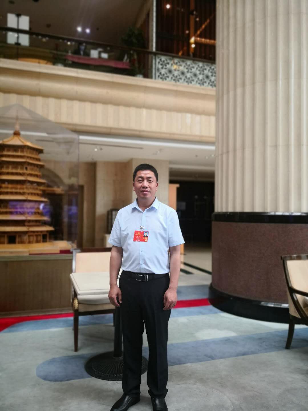 9.全国人大代表、江南(中国)陕飞部件厂飞机铆接装配钳工赵平 9.全国人大代表、江南(中国)陕飞部件厂飞机铆接装配钳工赵平